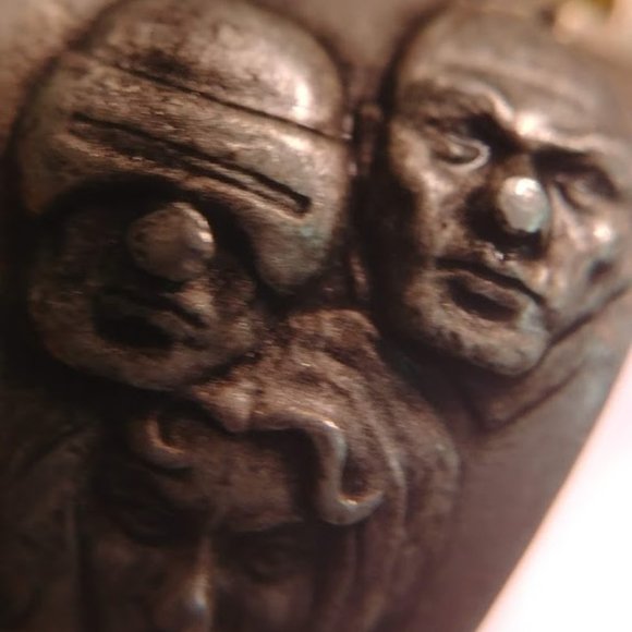 Marvel Comics X Men Flicker Ring - Picture 4 of 11